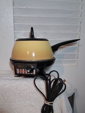 Vintage Oster Electric Fondue